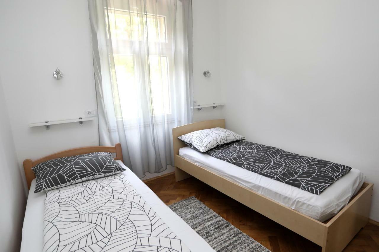 Apartman Cinkopan Appartement Pula Buitenkant foto